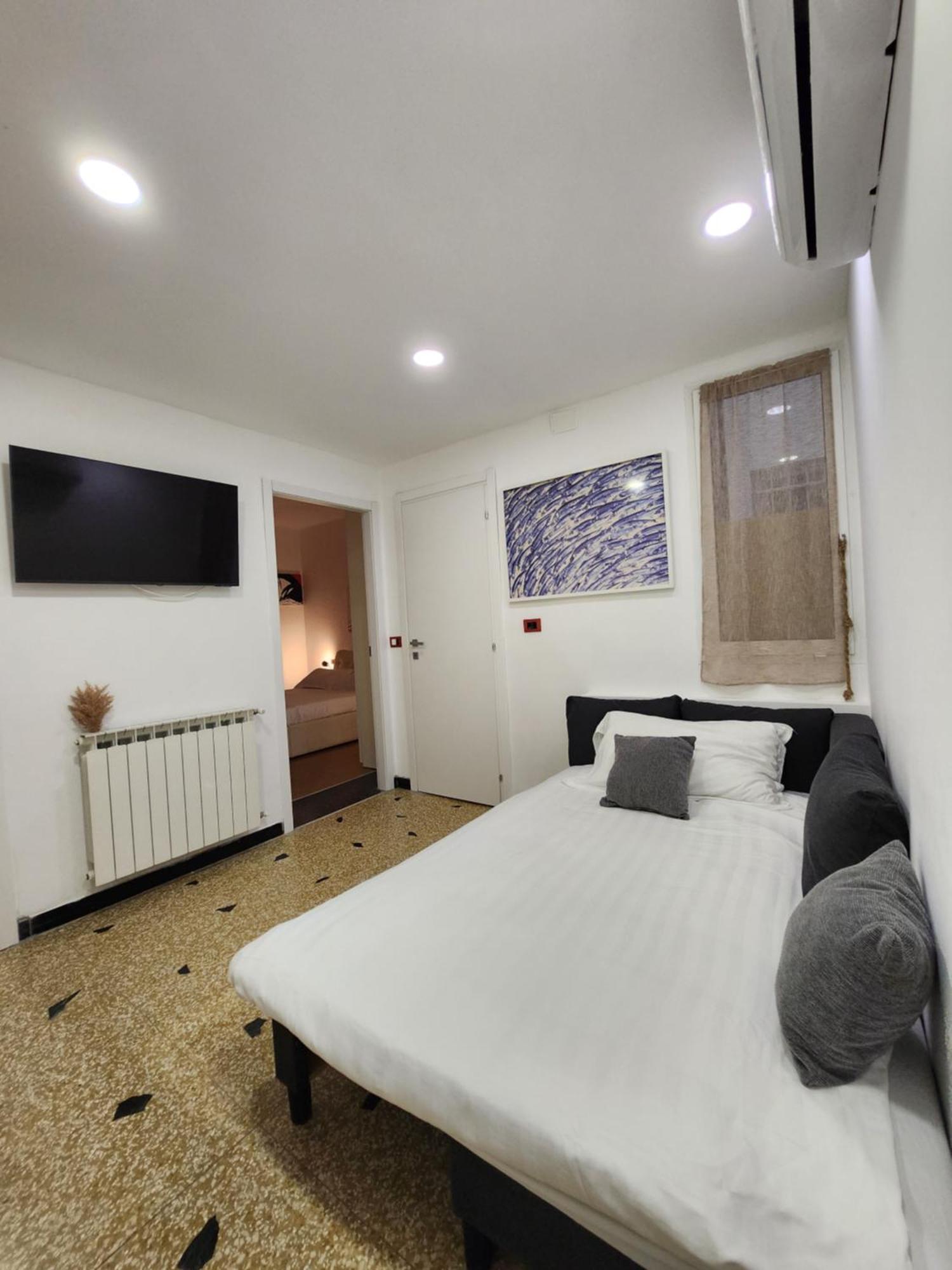 Varazzesuite Apartment วาราซเซ ภายนอก รูปภาพ
