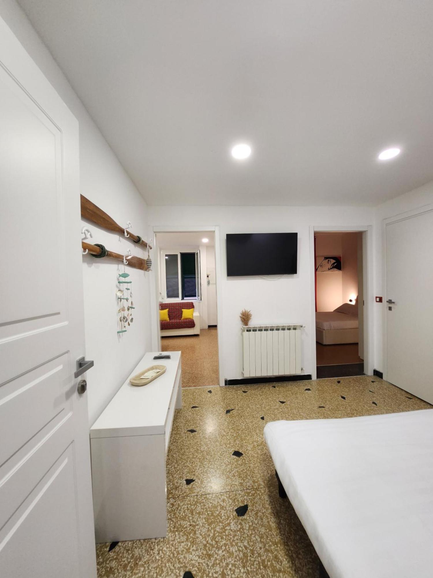 Varazzesuite Apartment วาราซเซ ภายนอก รูปภาพ