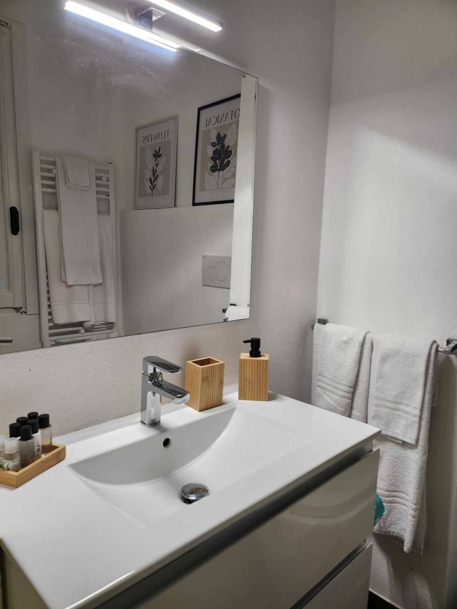 Varazzesuite Apartment วาราซเซ ภายนอก รูปภาพ